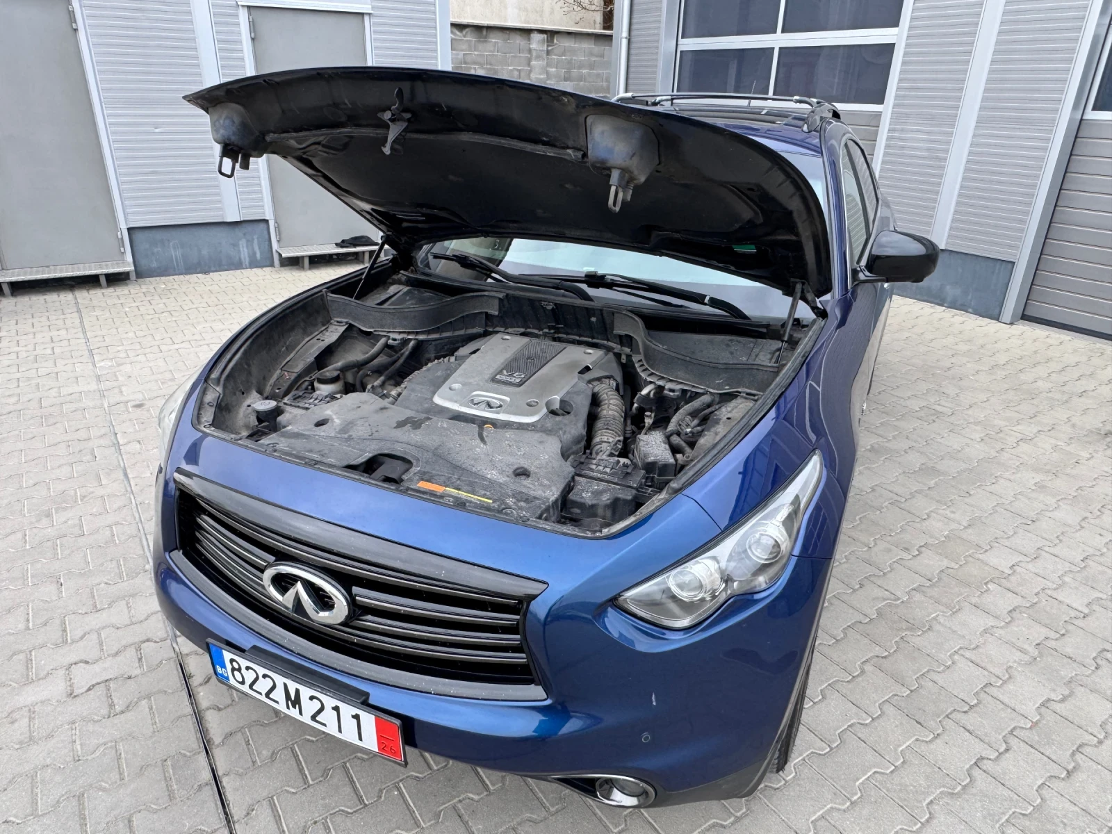 Infiniti QX70 SPORT 3.7 V6, снимка 17 - Автомобили и джипове - 53939672