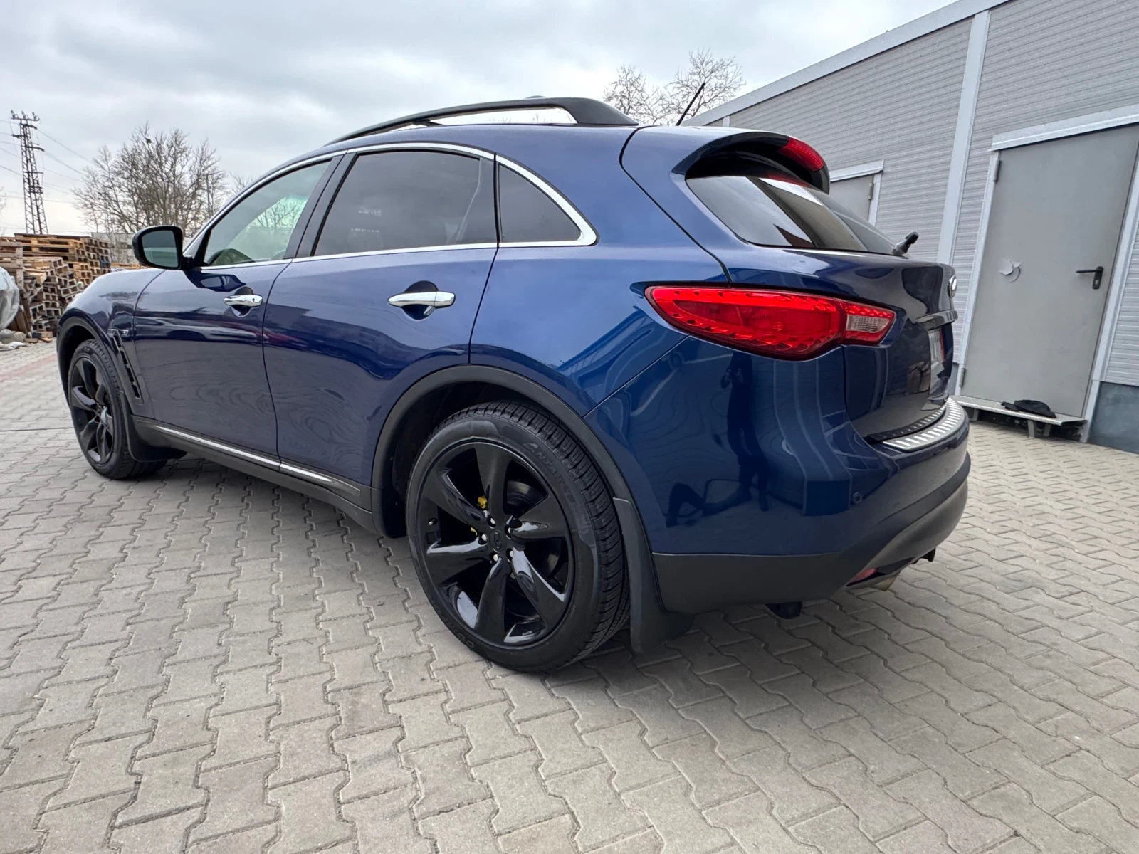 Infiniti QX70 SPORT 3.7 V6, снимка 5 - Автомобили и джипове - 53939672