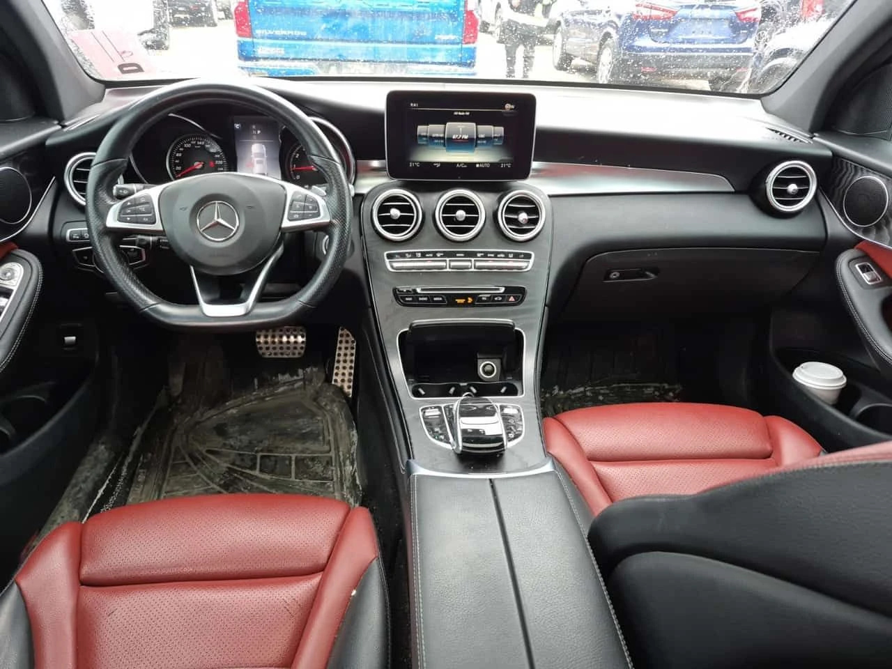Mercedes-Benz GLC * 300 * CARFAX * ЦЕНА ДО БГ, снимка 8 - Автомобили и джипове - 54237286
