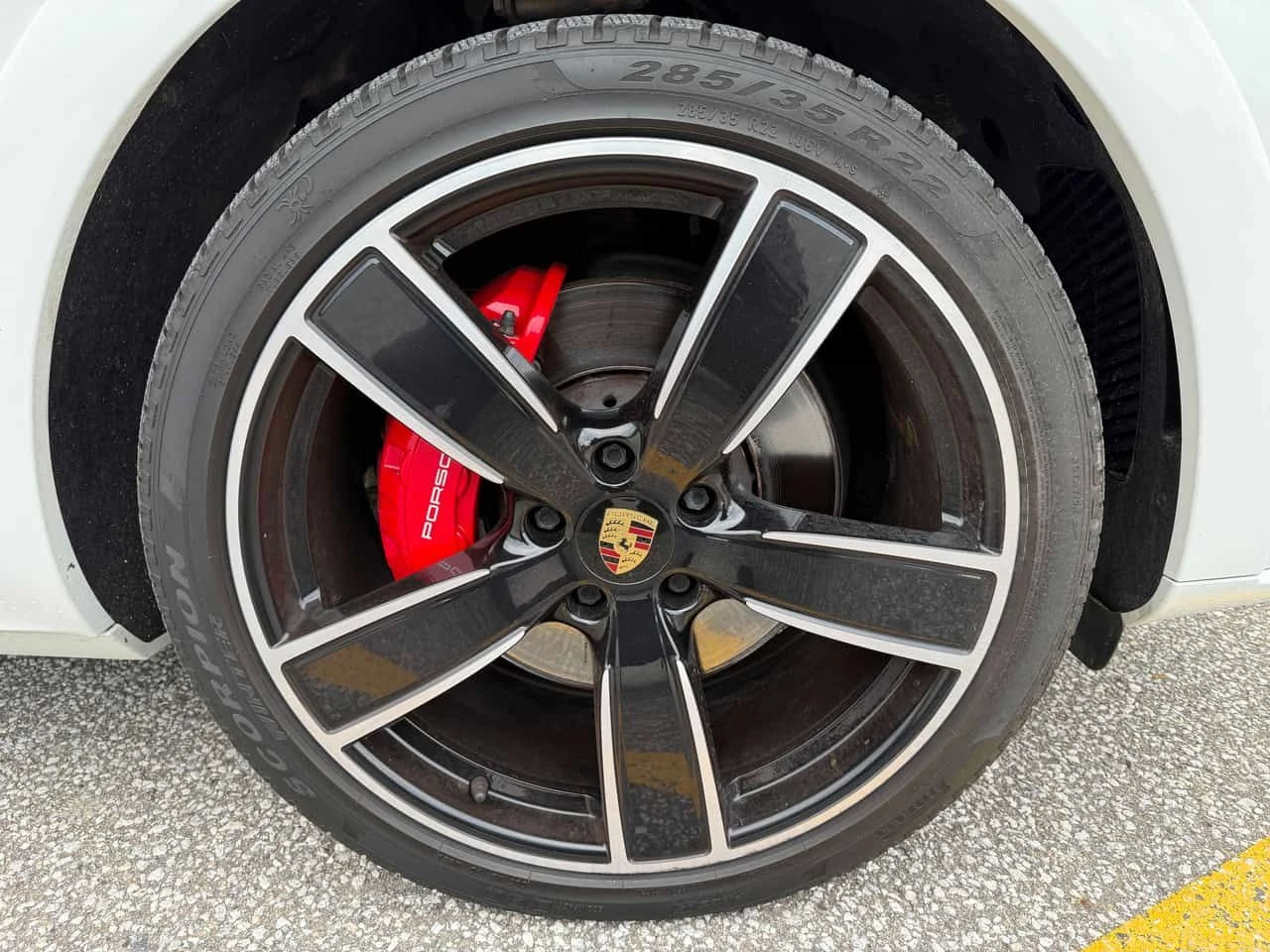 Porsche Cayenne * GTS * 360 КАМЕРА* ДИСТРОНИК* ПАНОРАМА* , снимка 6 - Автомобили и джипове - 54276166