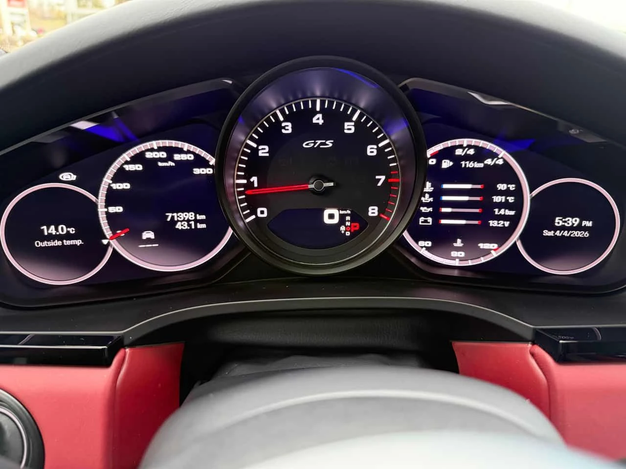 Porsche Cayenne * GTS * 360 КАМЕРА* ДИСТРОНИК* ПАНОРАМА* , снимка 8 - Автомобили и джипове - 54276166