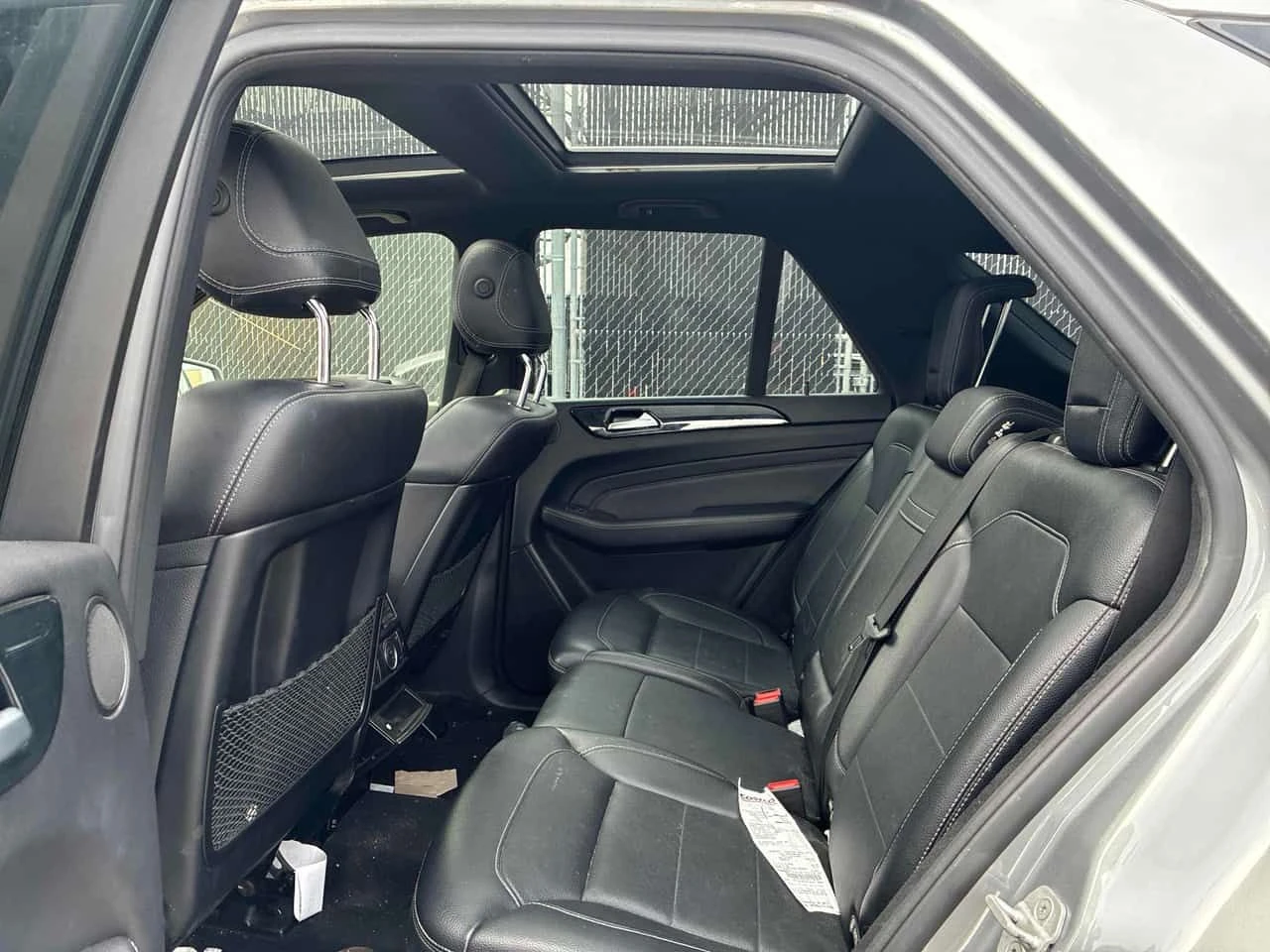 Mercedes-Benz ML 350 BlueTEC/ПОДГРЕВИ/360 КАМЕРИ/ПАНОРАМА, снимка 11 - Автомобили и джипове - 54372614