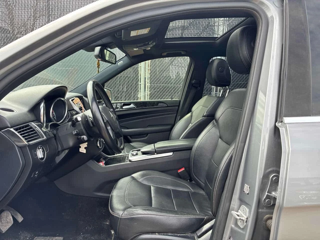 Mercedes-Benz ML 350 BlueTEC/ПОДГРЕВИ/360 КАМЕРИ/ПАНОРАМА, снимка 10 - Автомобили и джипове - 54372614