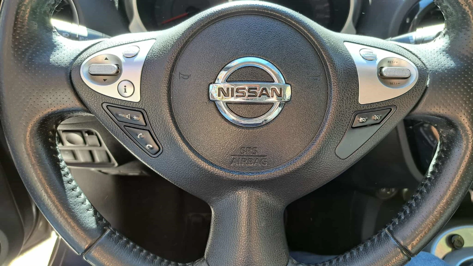 Nissan Juke, снимка 4 - Автомобили и джипове - 55151309
