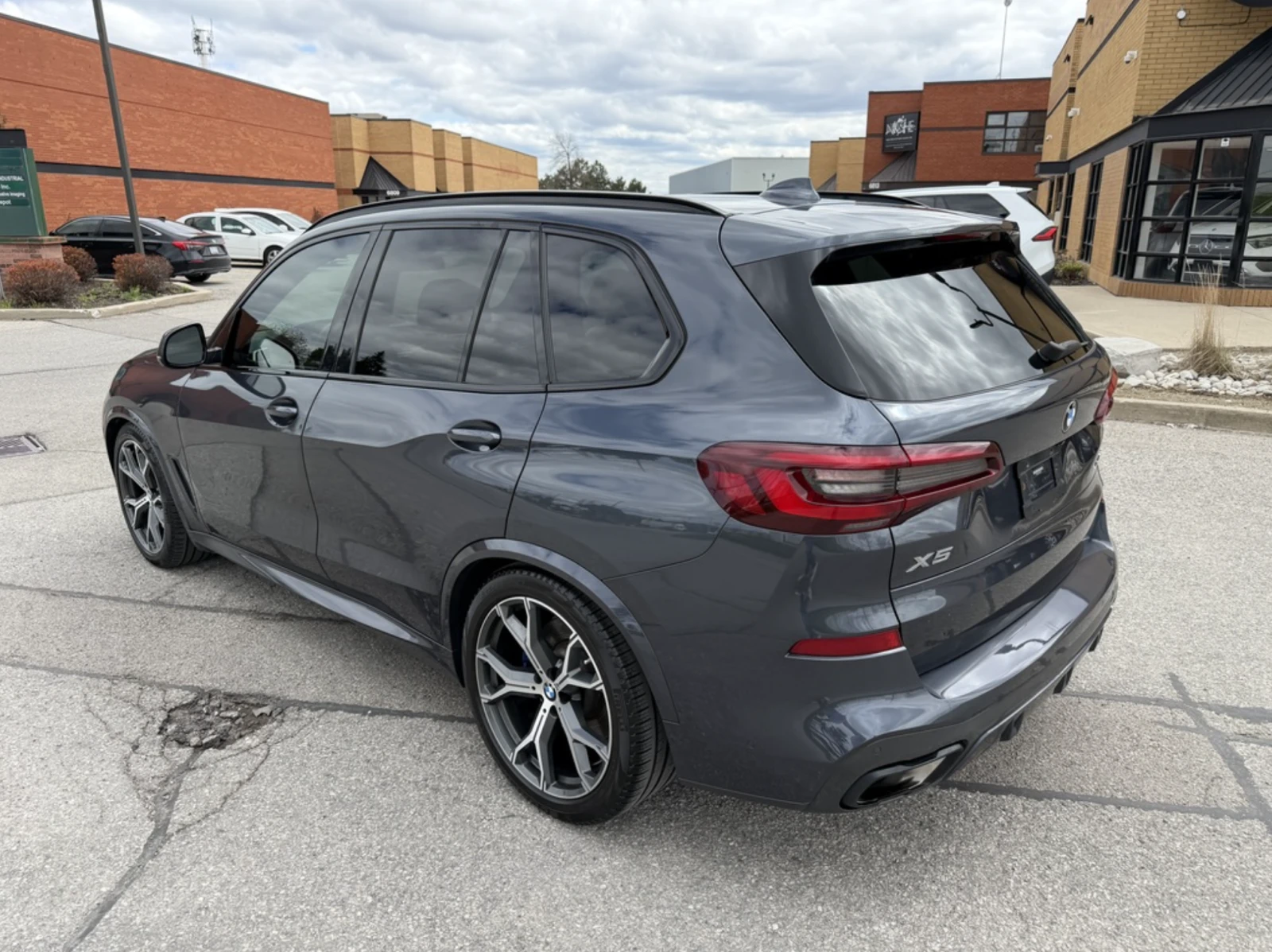 BMW X5 2020 BMW X5 xDrive40i, снимка 6 - Автомобили и джипове - 54853522