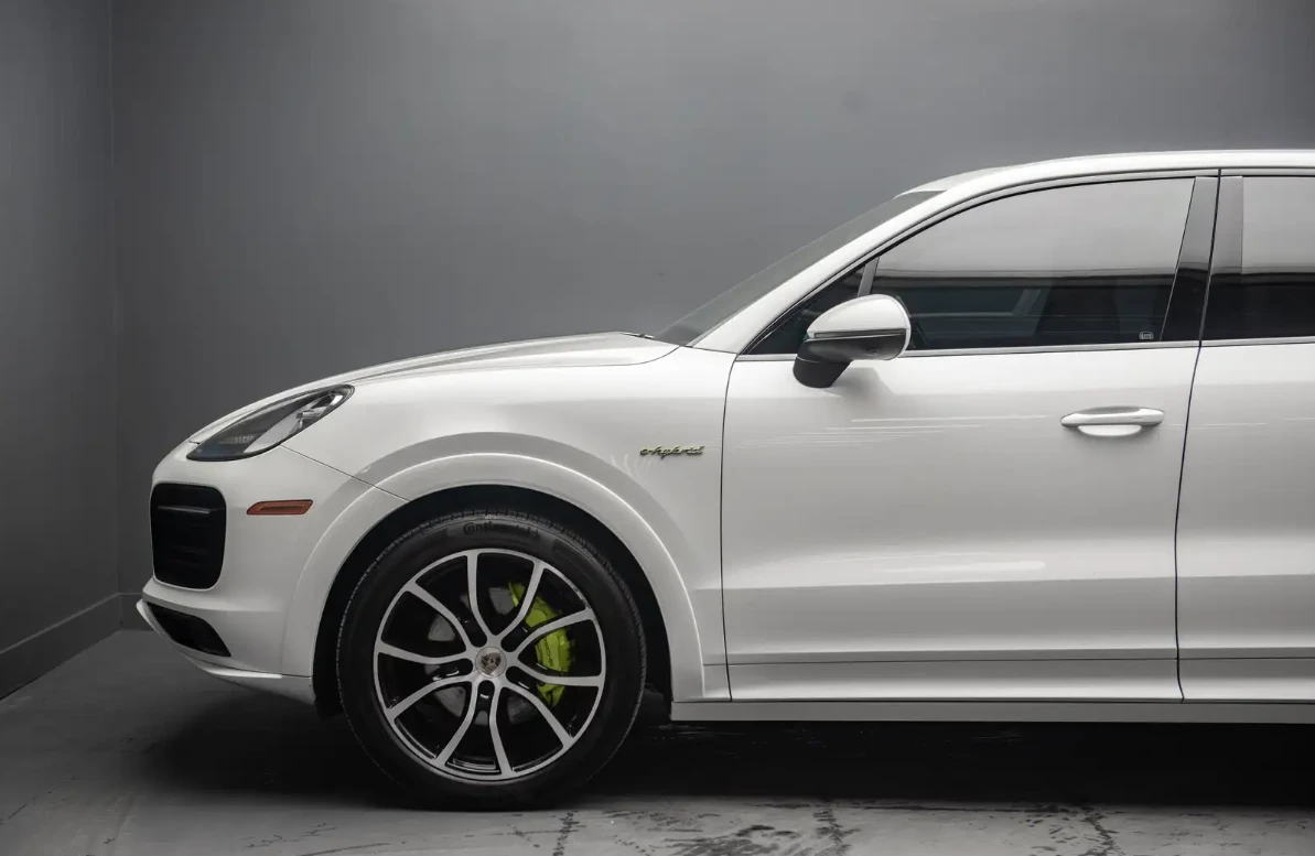 Porsche Cayenne E-HYBRID, снимка 3 - Автомобили и джипове - 54874380
