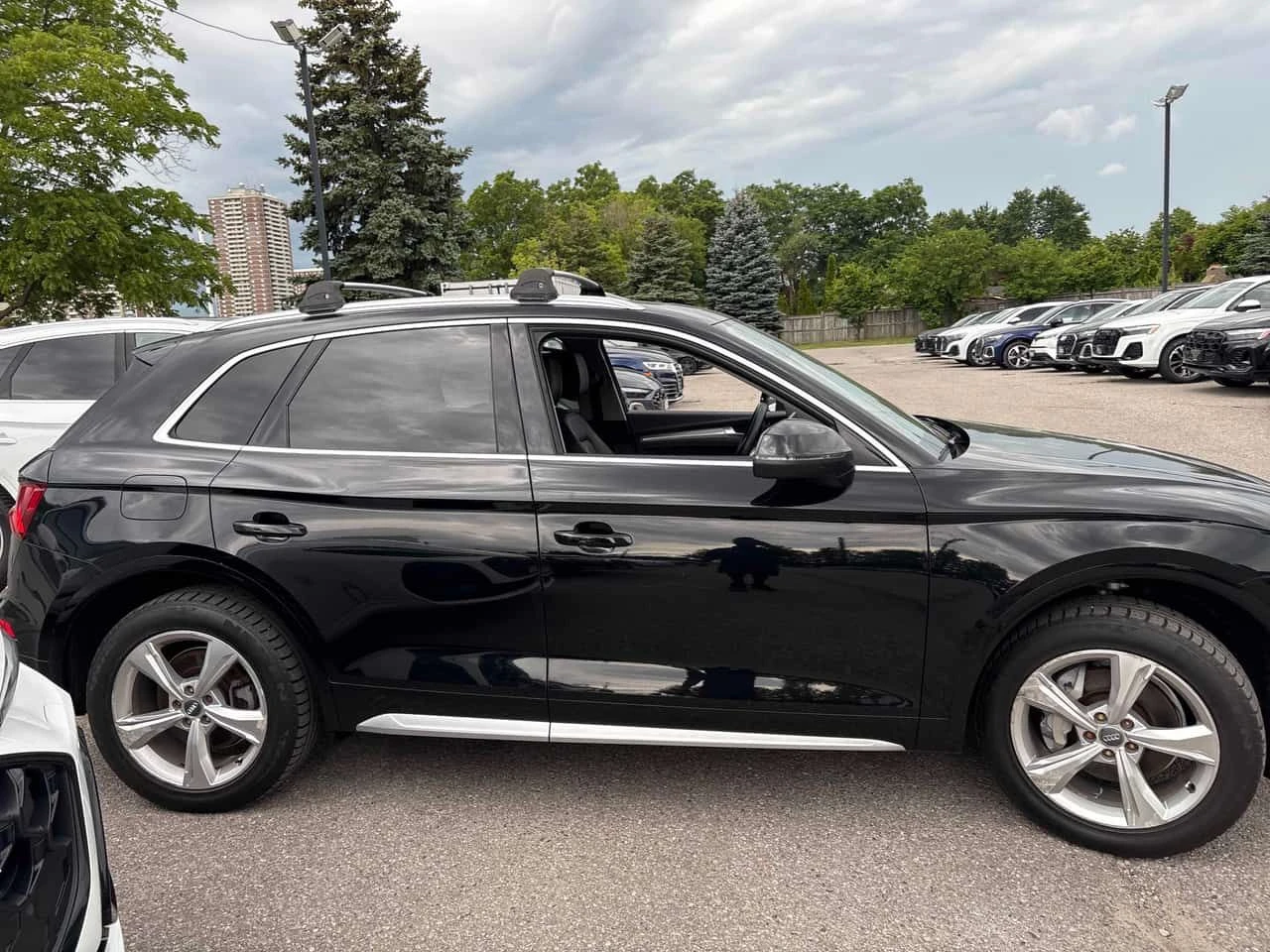 Audi Q5 * Progressiv * CARFAX * ОПЦИЯ ЗА ФИНАНСИРАНЕ , снимка 3 - Автомобили и джипове - 55495363