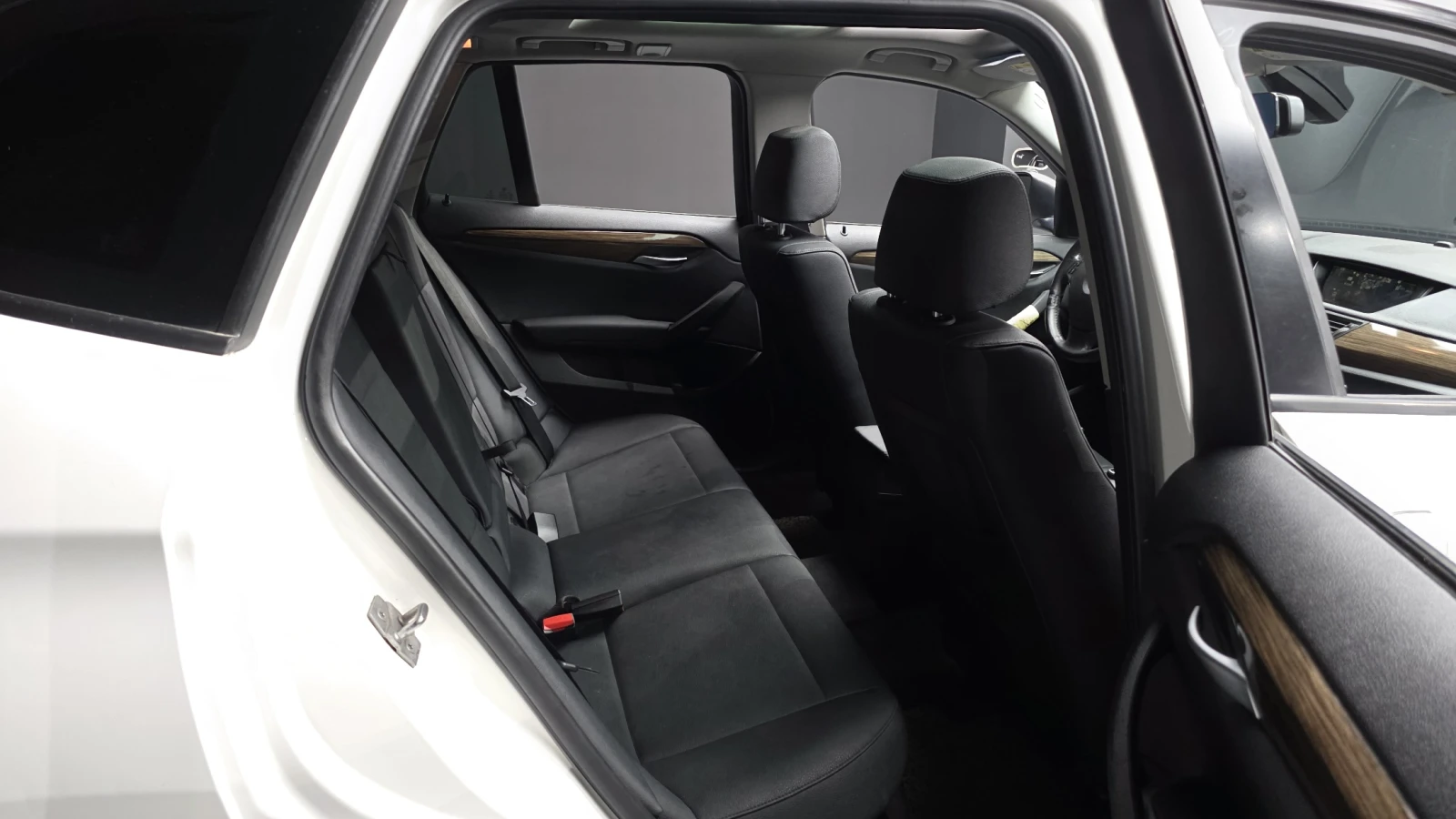 BMW X1 xDrive20d* ЛЮК* КРАЙНА ЦЕНА, снимка 11 - Автомобили и джипове - 55496071