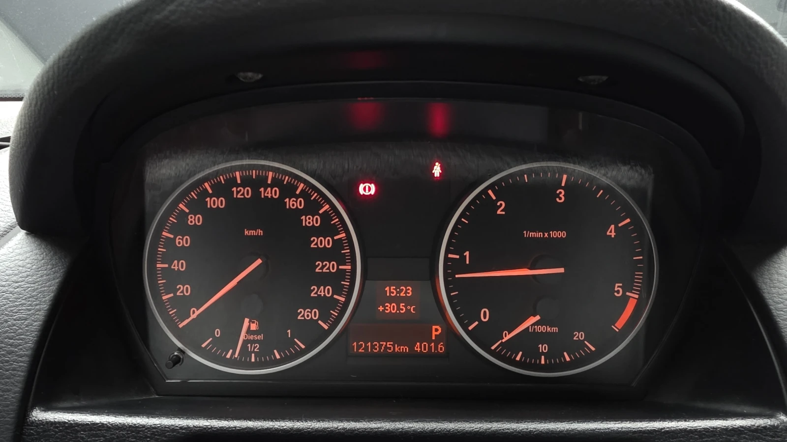 BMW X1 xDrive20d* ЛЮК* КРАЙНА ЦЕНА, снимка 8 - Автомобили и джипове - 55496071