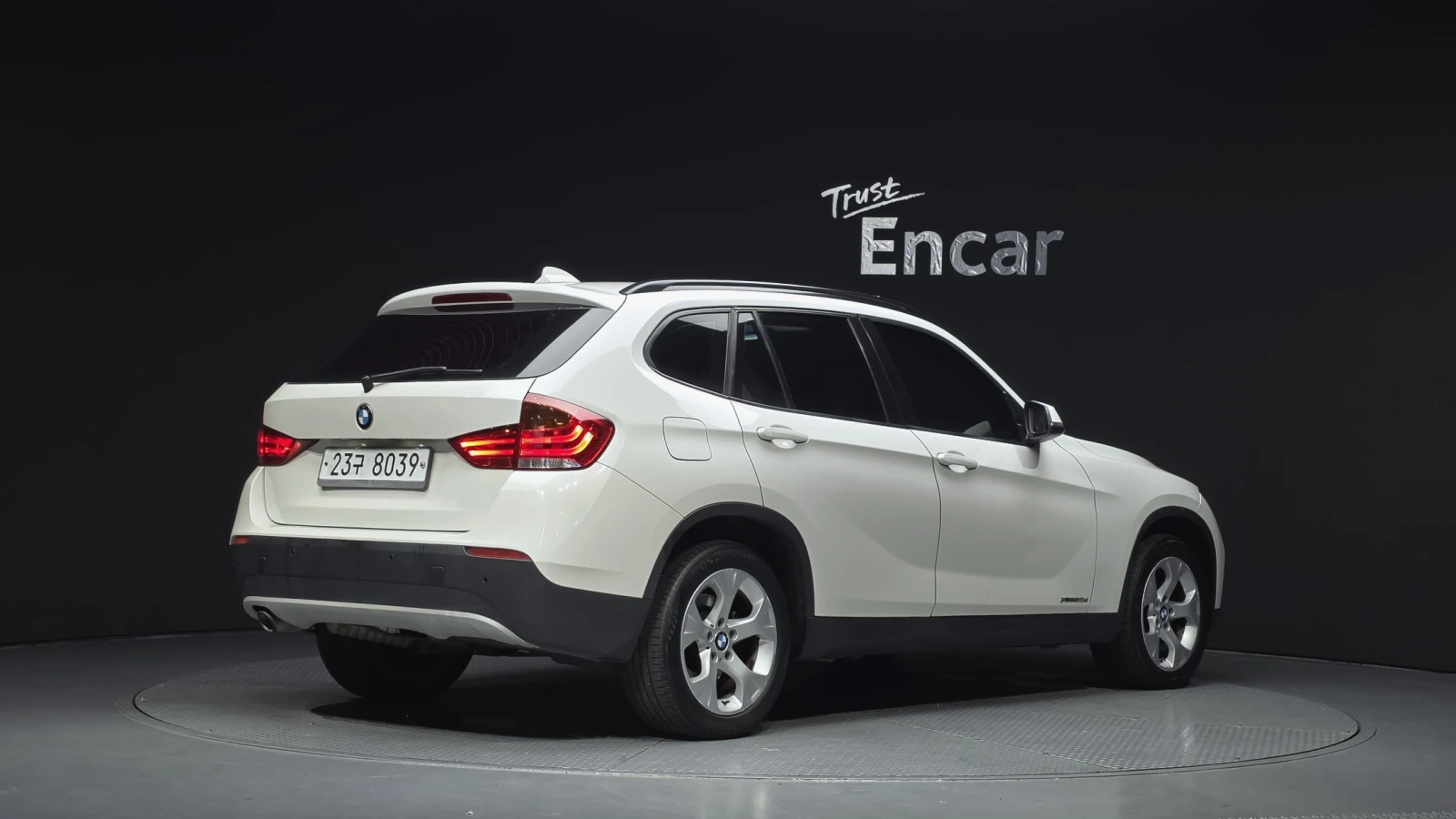 BMW X1 xDrive20d* ЛЮК* КРАЙНА ЦЕНА, снимка 2 - Автомобили и джипове - 55496071