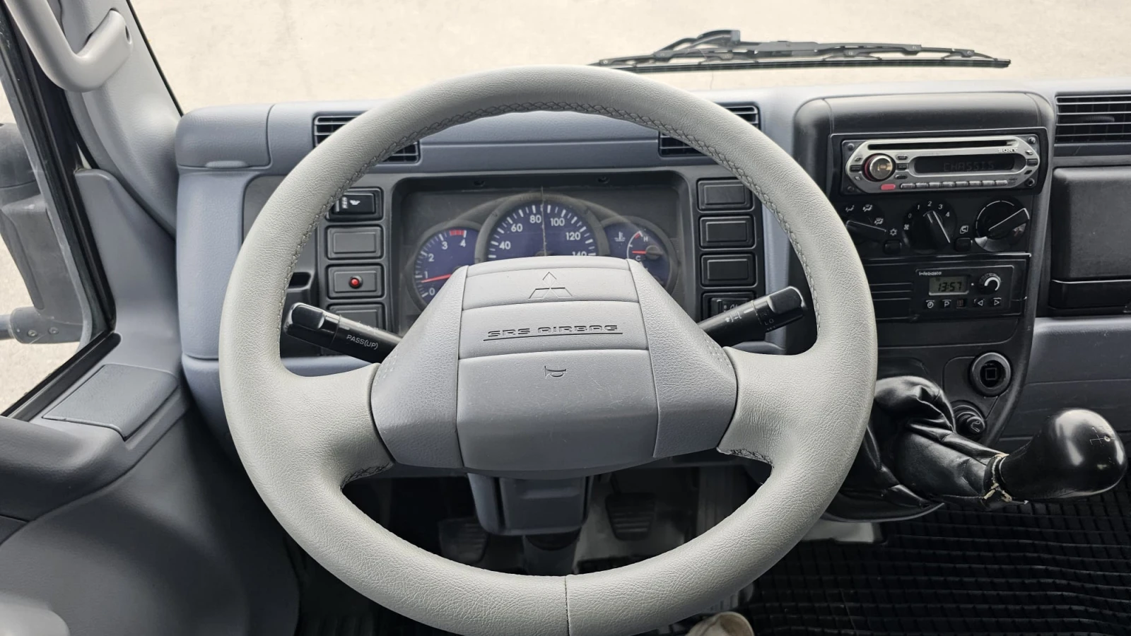 Mitsubishi Canter 3.0D CH-ТРИСТРАНЕН-ТЕГЛИЧ-ТОП СЪСТ.-ЛИЗИНГ - изображение 10