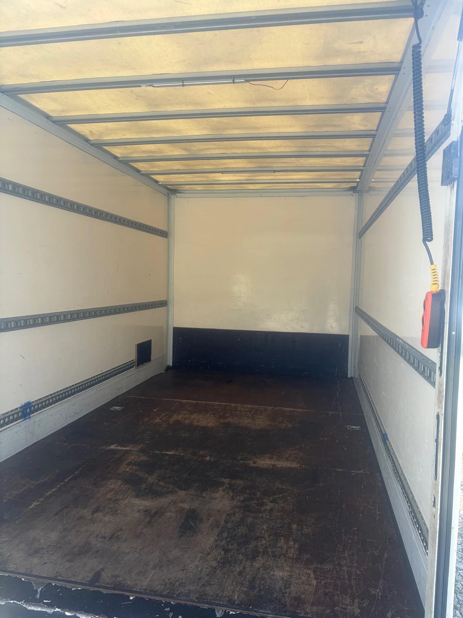 Iveco Daily 35C15, снимка 8 - Бусове и автобуси - 54167571