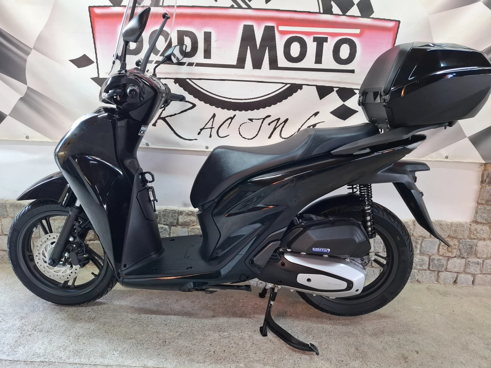 Honda Sh 125i / 2025г. / , снимка 2 - Мотоциклети и мототехника - 55772807