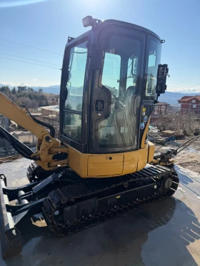 Багер Caterpillar, снимка 3