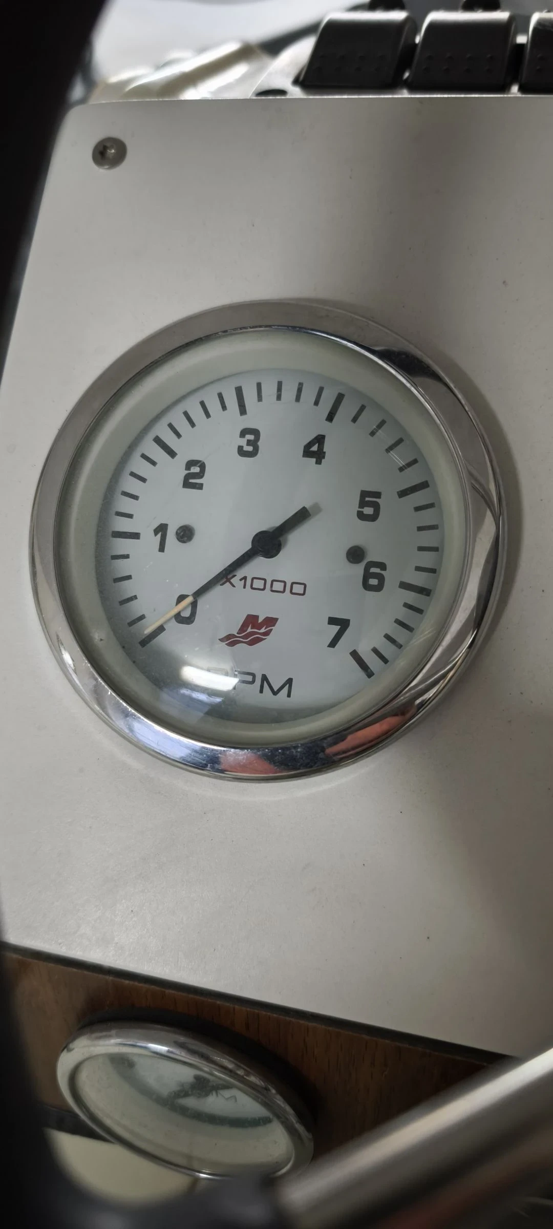 ����������� �������� Mercury Mercury FourStroke 40/60 Pro | Mobile.bg � ����������� 10