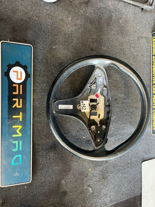 Волан MERCEDES А204 460 33 W204 ном 132