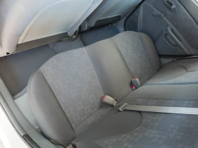 Kia Rio 1.4i* бензин, снимка 14