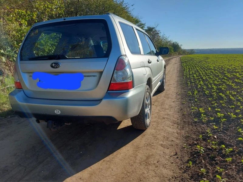 Subaru Forester, снимка 13 - Автомобили и джипове - 47652351