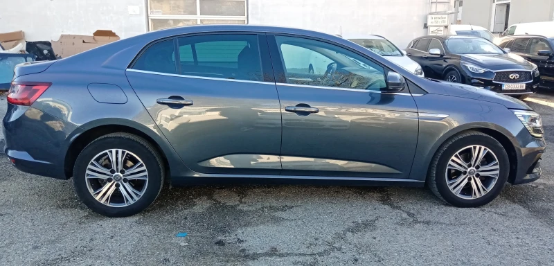 Renault Megane 1.5 dci Auto, снимка 6 - Автомобили и джипове - 48129787