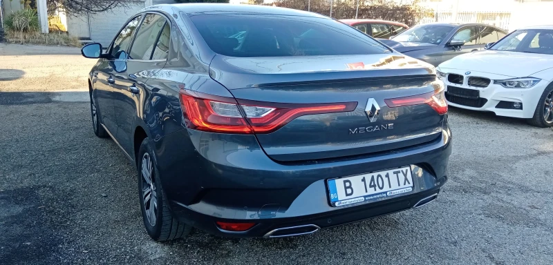 Renault Megane 1.5 dci Auto, снимка 4 - Автомобили и джипове - 48129787