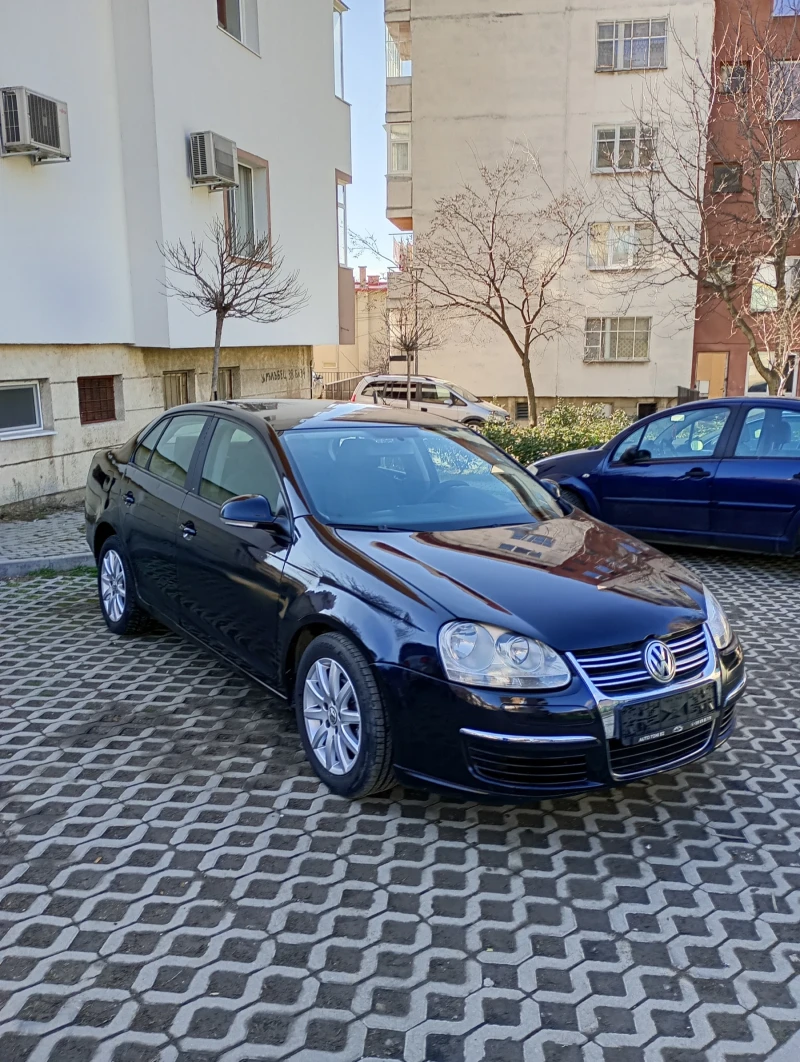 VW Jetta 1.9 TDI 105hp BKC NAVI AUX Klima, снимка 4 - Автомобили и джипове - 48836849