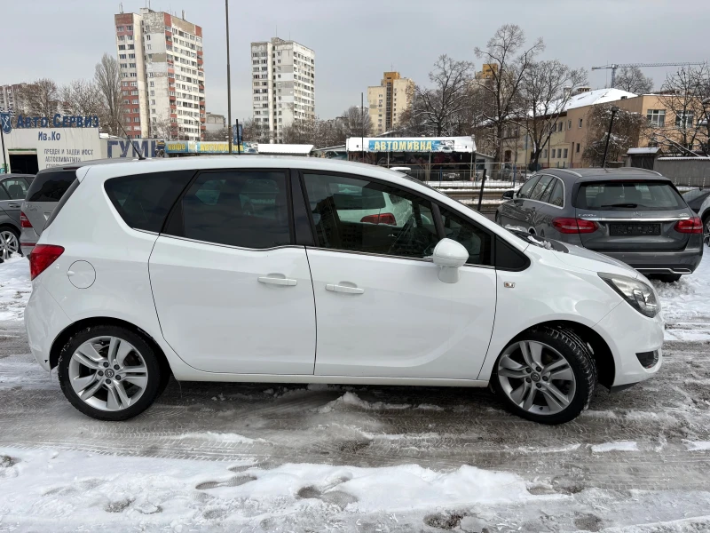 Opel Meriva 1.4 фабрична газ, снимка 4 - Автомобили и джипове - 49115894