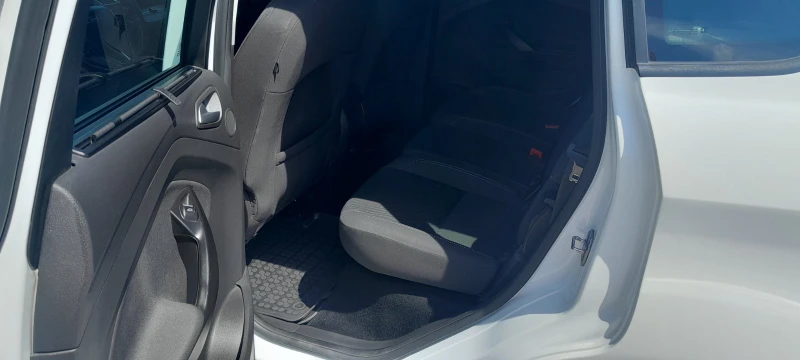 Ford C-max 1.5 TDCi Facelift Navi, снимка 10 - Автомобили и джипове - 52300634