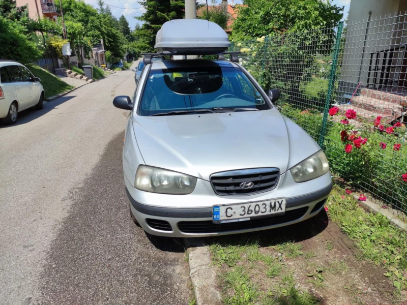 Hyundai Elantra, снимка 15 - Автомобили и джипове - 50588624