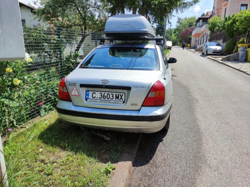 Hyundai Elantra, снимка 4 - Автомобили и джипове - 50588624