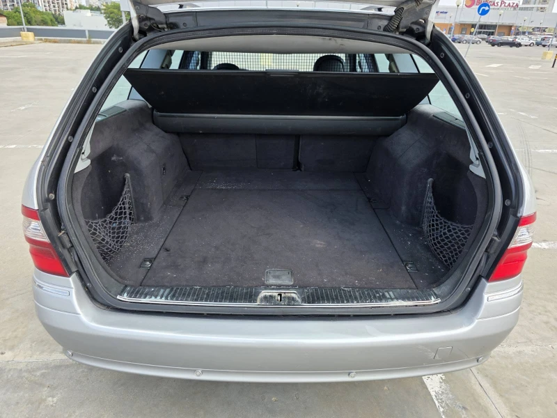 Mercedes-Benz E 270 CDI, снимка 12 - Автомобили и джипове - 50851570