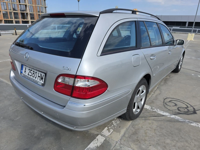Mercedes-Benz E 270 CDI, снимка 5 - Автомобили и джипове - 50851570