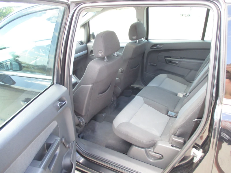 Opel Zafira 1.9ДИЗЕЛ/150кс./АВТОМАТИК/7-МЕСТА/КАТО НОВА, снимка 12 - Автомобили и джипове - 51617651