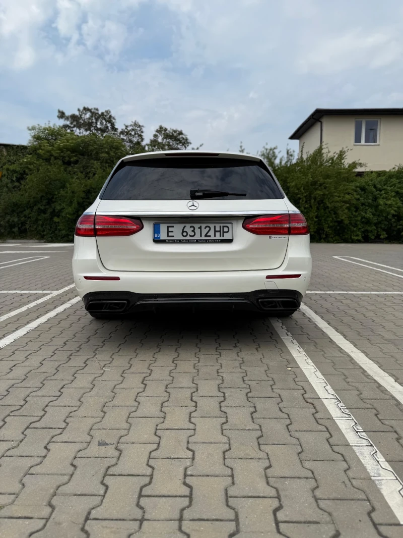 Mercedes-Benz E 63 AMG S, снимка 4 - Автомобили и джипове - 51765179