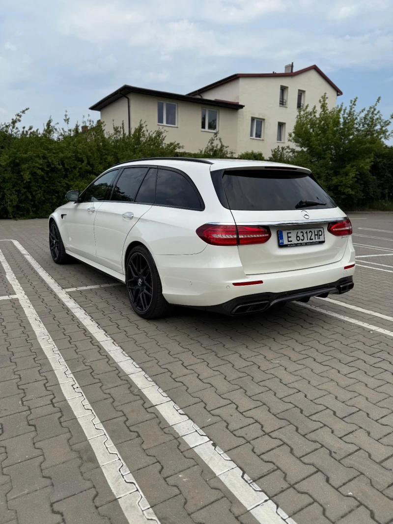 Mercedes-Benz E 63 AMG S, снимка 5 - Автомобили и джипове - 51765179