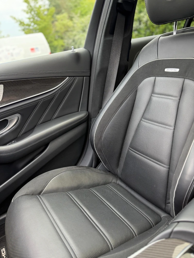 Mercedes-Benz E 63 AMG S, снимка 12 - Автомобили и джипове - 51765179