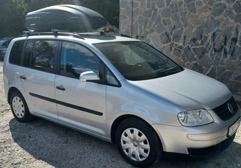 VW Touran, снимка 5 - Автомобили и джипове - 52338242