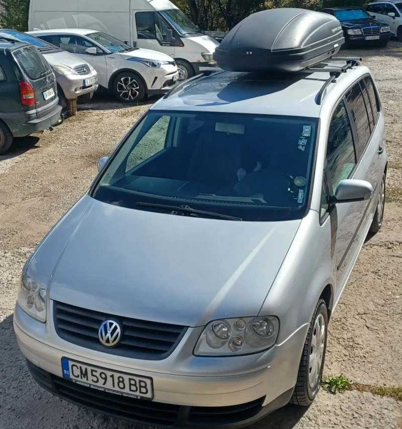 VW Touran, снимка 2 - Автомобили и джипове - 52338242