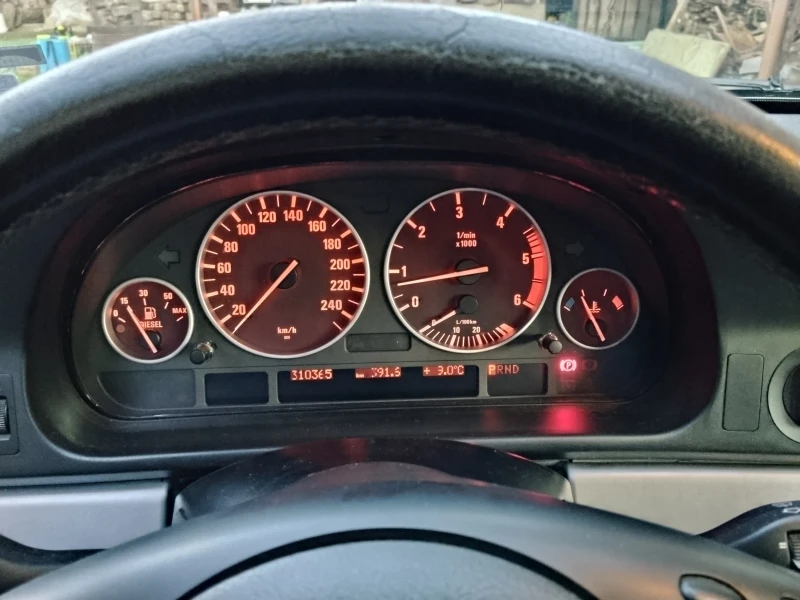 BMW 525 BMW 525D 163 hp, снимка 9 - Автомобили и джипове - 52633550