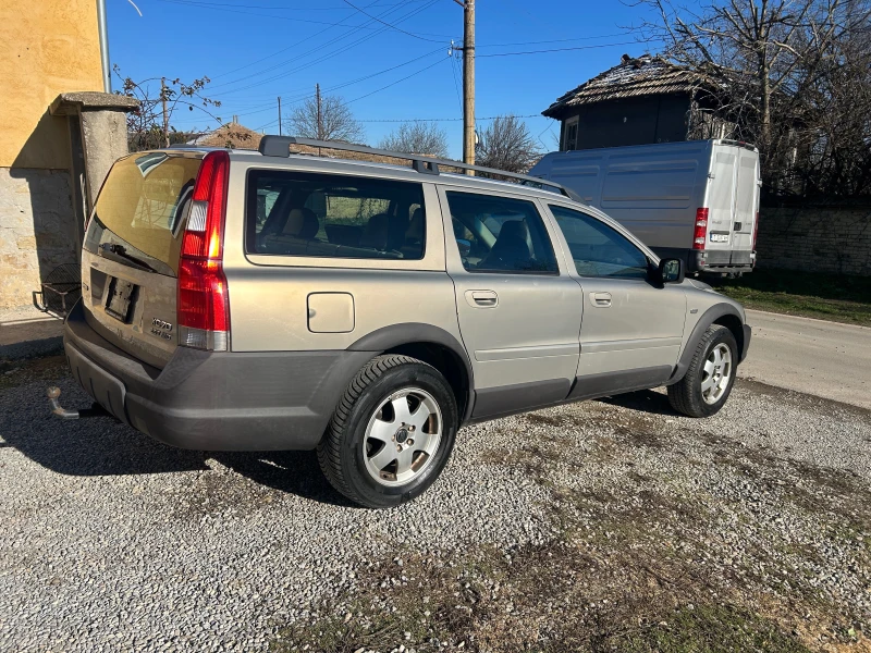 Volvo Xc70 4х4 2.5Т, снимка 3 - Автомобили и джипове - 52938520