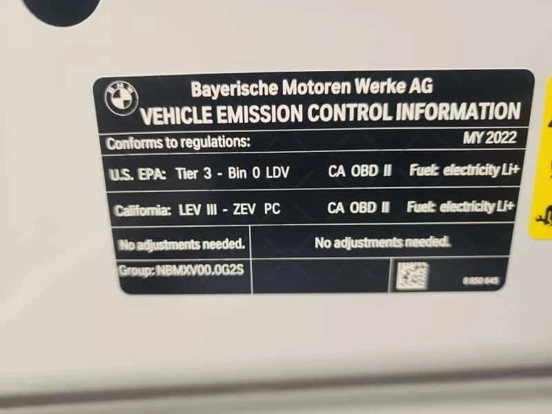 BMW i4, снимка 9 - Автомобили и джипове - 56688649