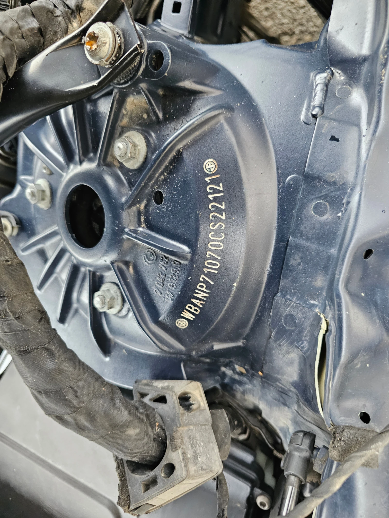 BMW 530  44 | Mobile.bg   14