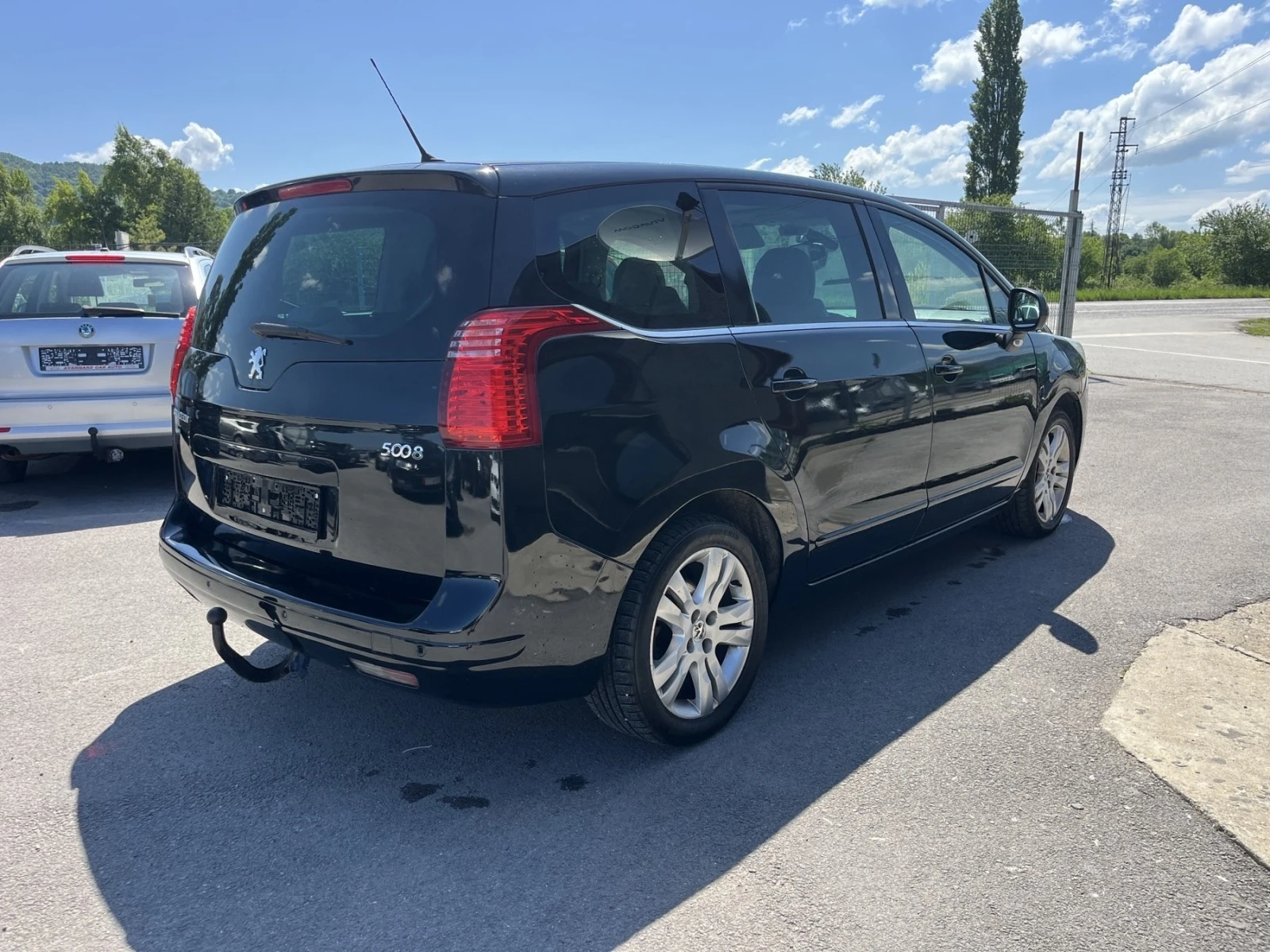 Peugeot 5008 2.0HDI - изображение 4