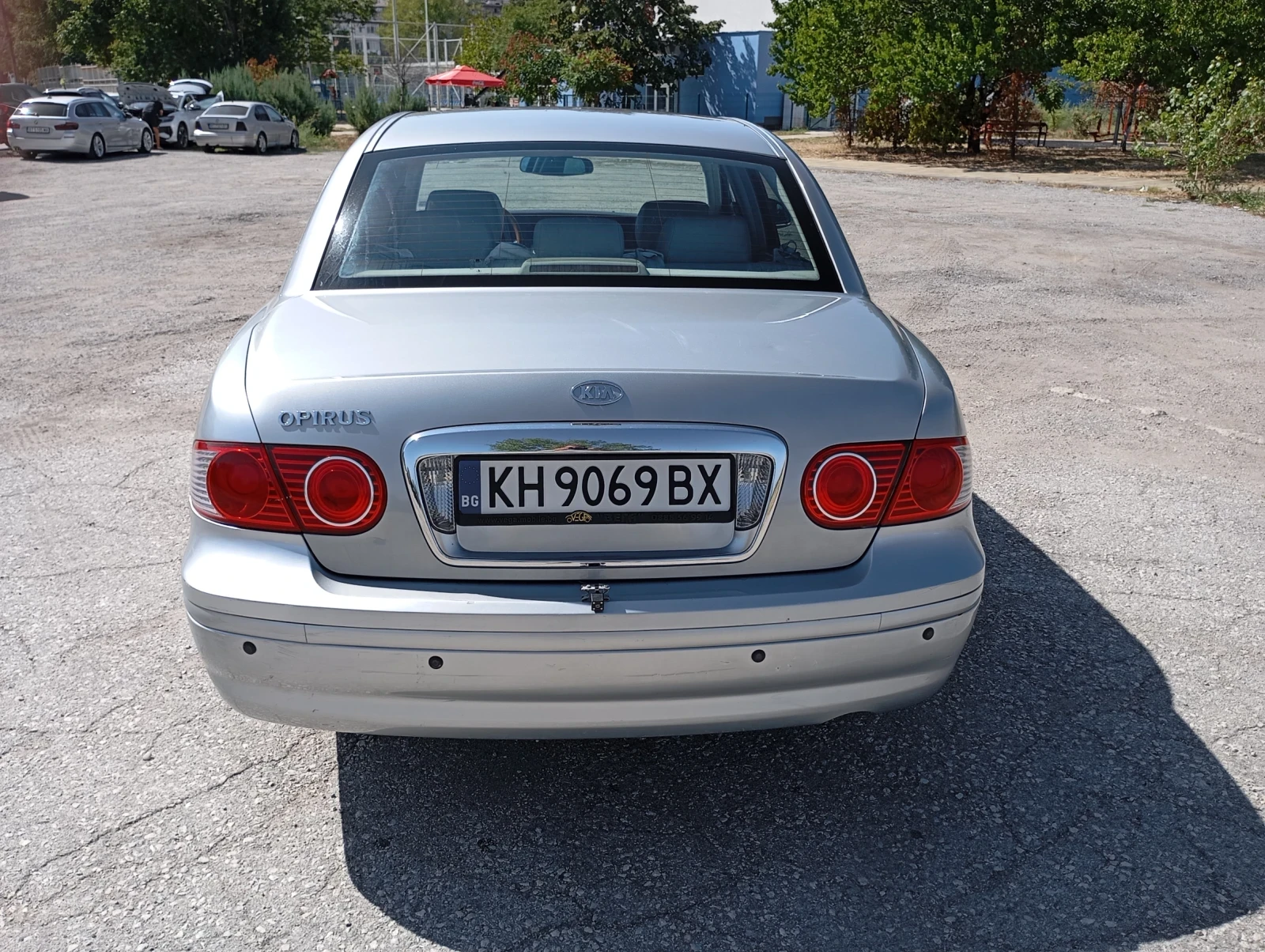 Kia Opirus 3.5 V6 - изображение 4