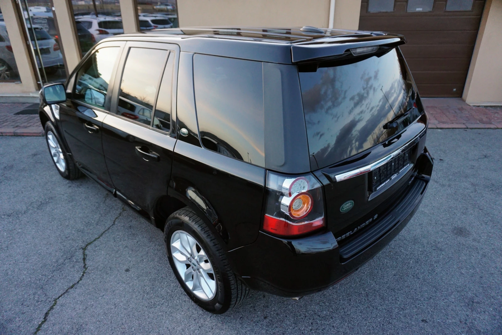 Land Rover Freelander 2.2 SD4 HSE - изображение 4