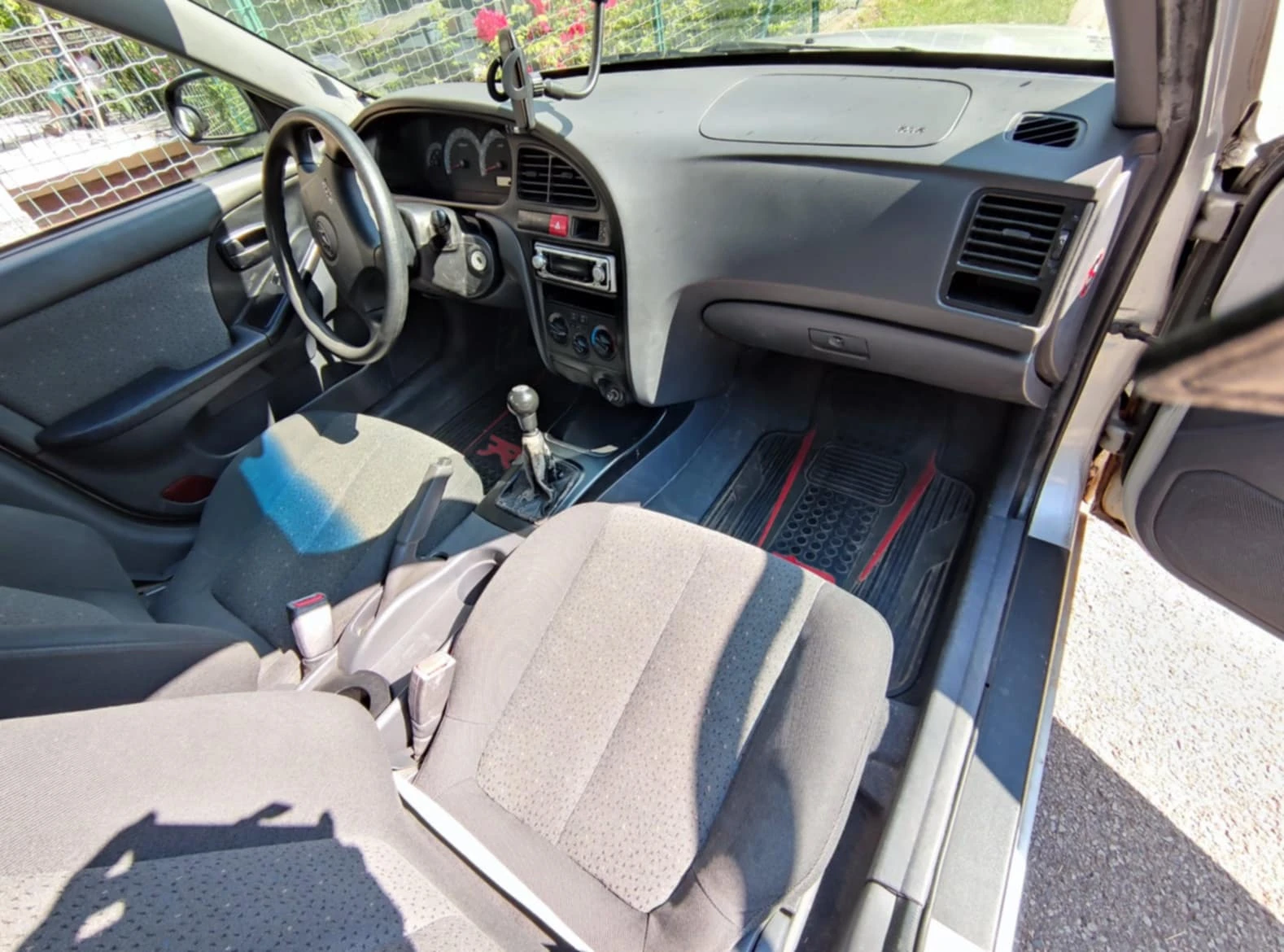 Hyundai Elantra | Mobile.bg   16