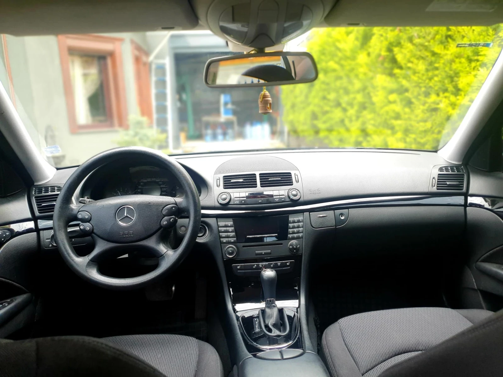 Mercedes-Benz E 200 Evo - изображение 8