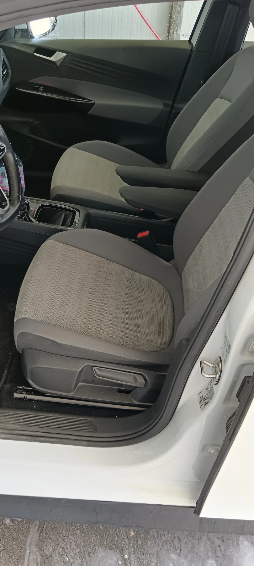 VW ID.3 PRO  62kw, 204 k. c - изображение 5