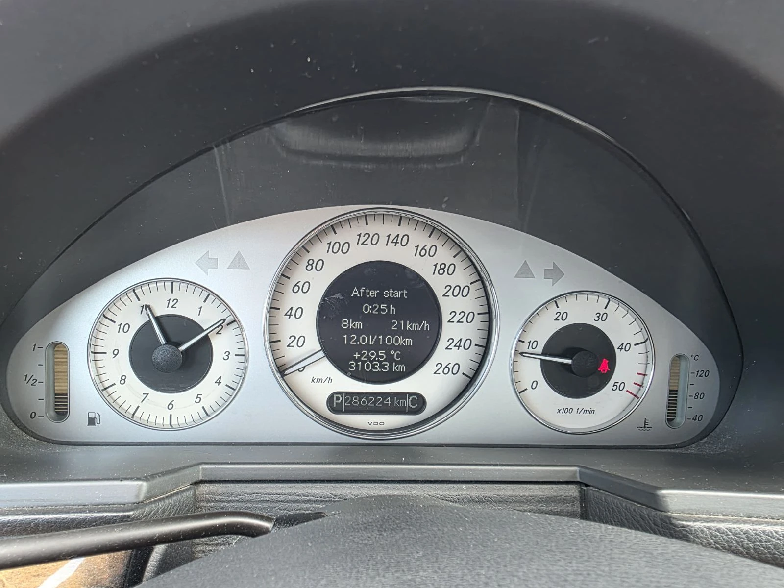 Mercedes-Benz E 270 CDI | Mobile.bg   15