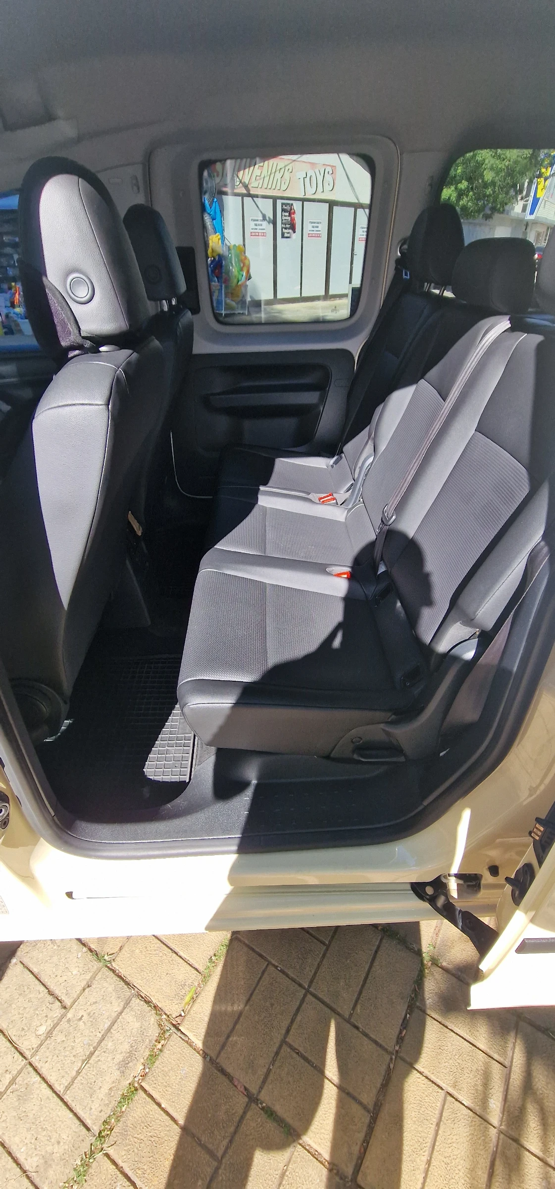 VW Caddy Maxxi - изображение 6