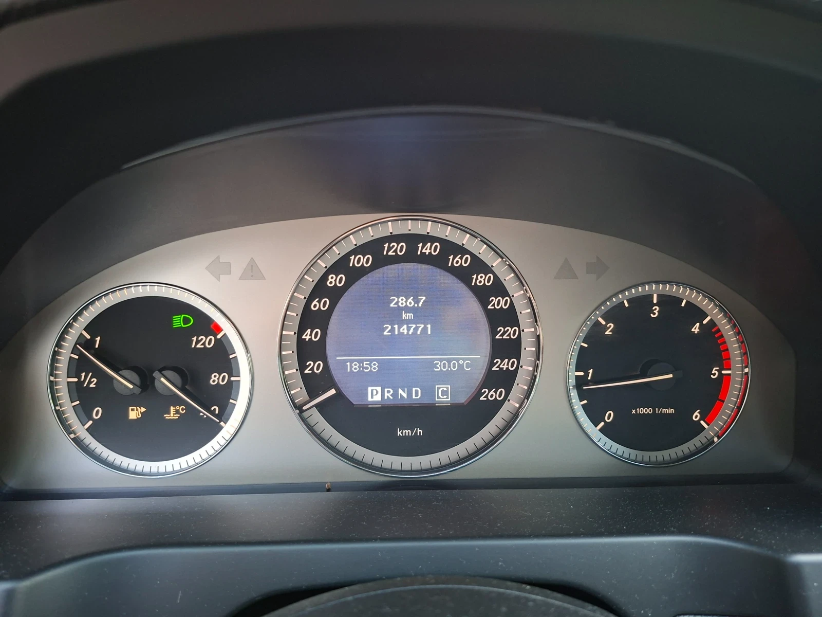 Mercedes-Benz C 220  - изображение 6